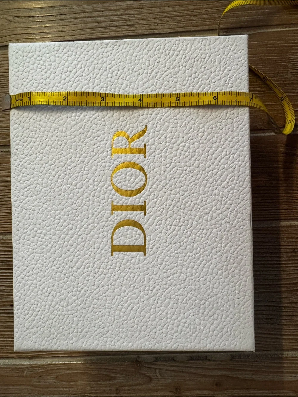 Dior official dust